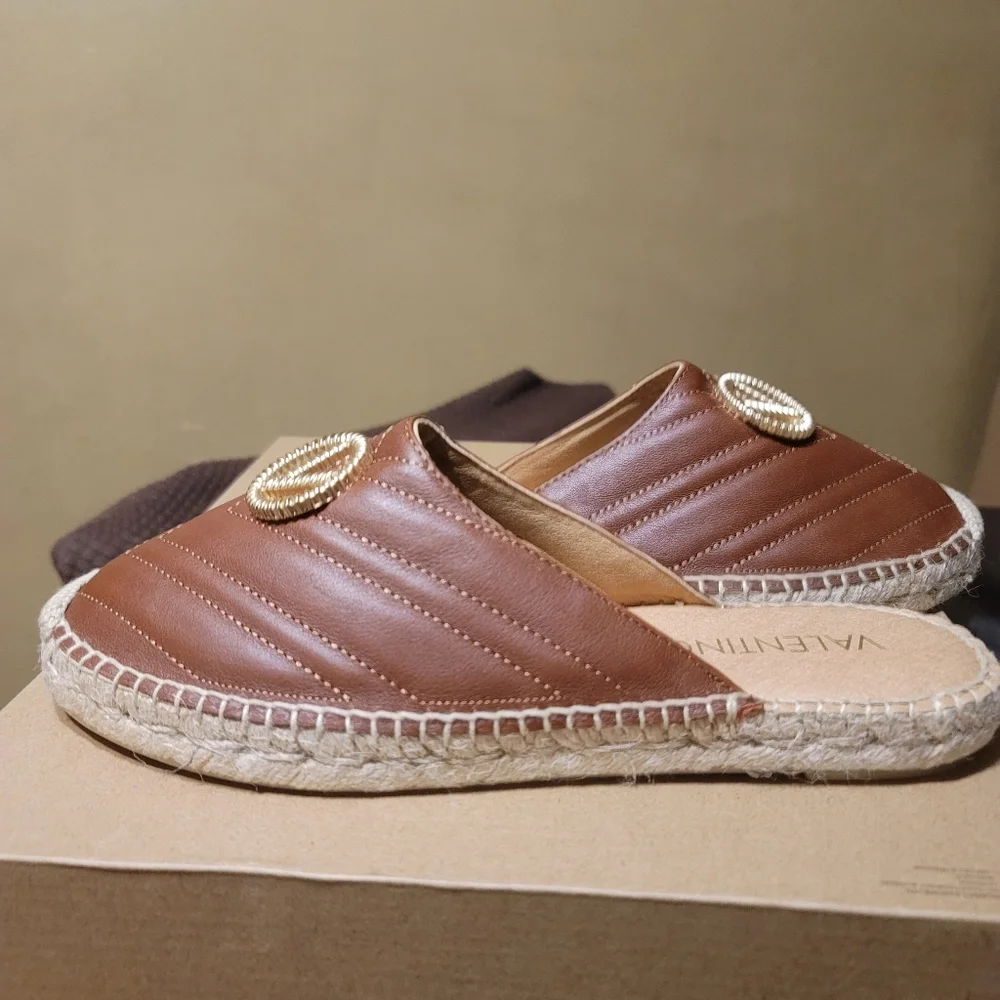 Slides - Picture 2 of 5